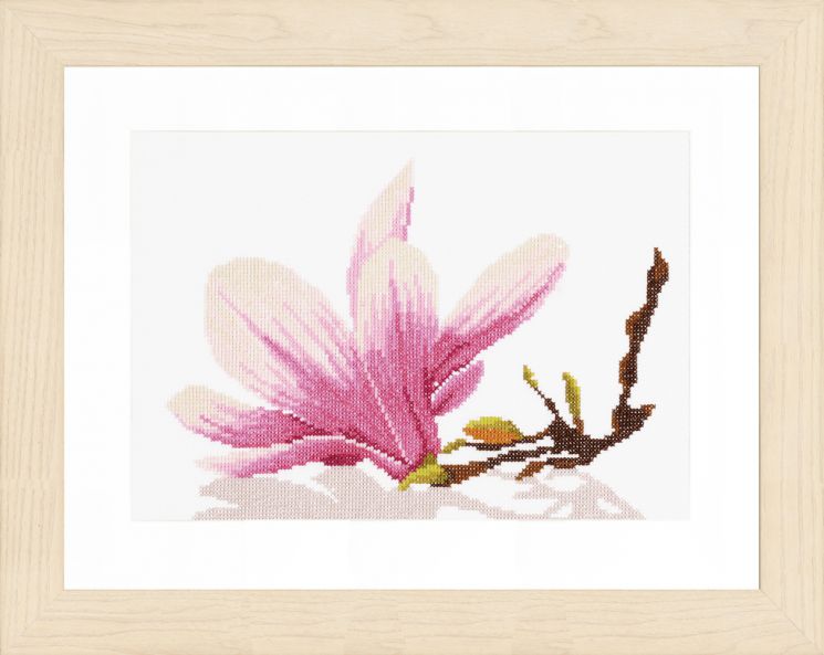PN-0008162 Набор для вышивания LANARTE "Magnolia Twig With Flower"