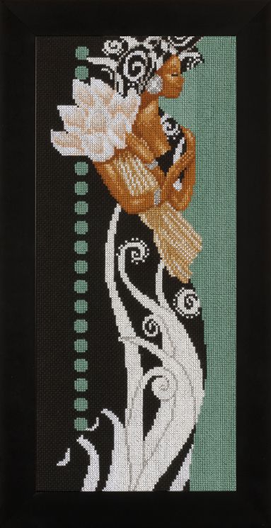 PN-0008187 Набор для вышивания LANARTE "African Lady with Flowers"