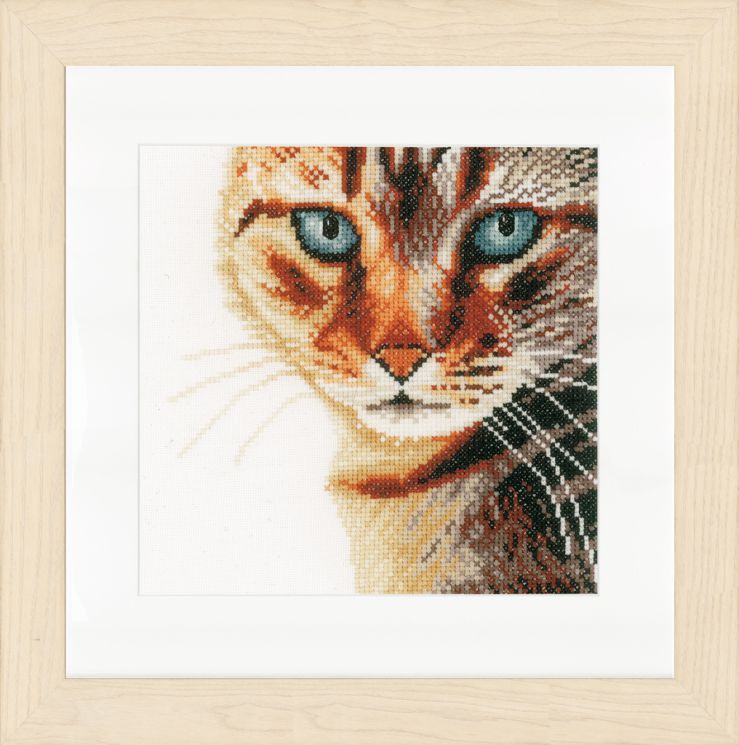 PN-0021202 Набор для вышивания LANARTE "CAT - CLOSE-UP"